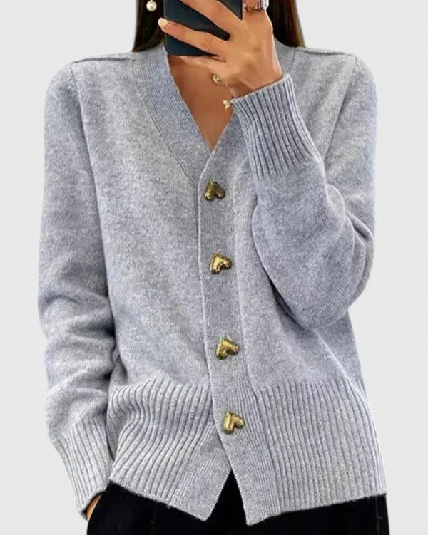 Carey – Elegant Cardigan