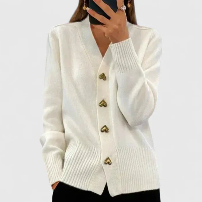 Carey – Elegant Cardigan