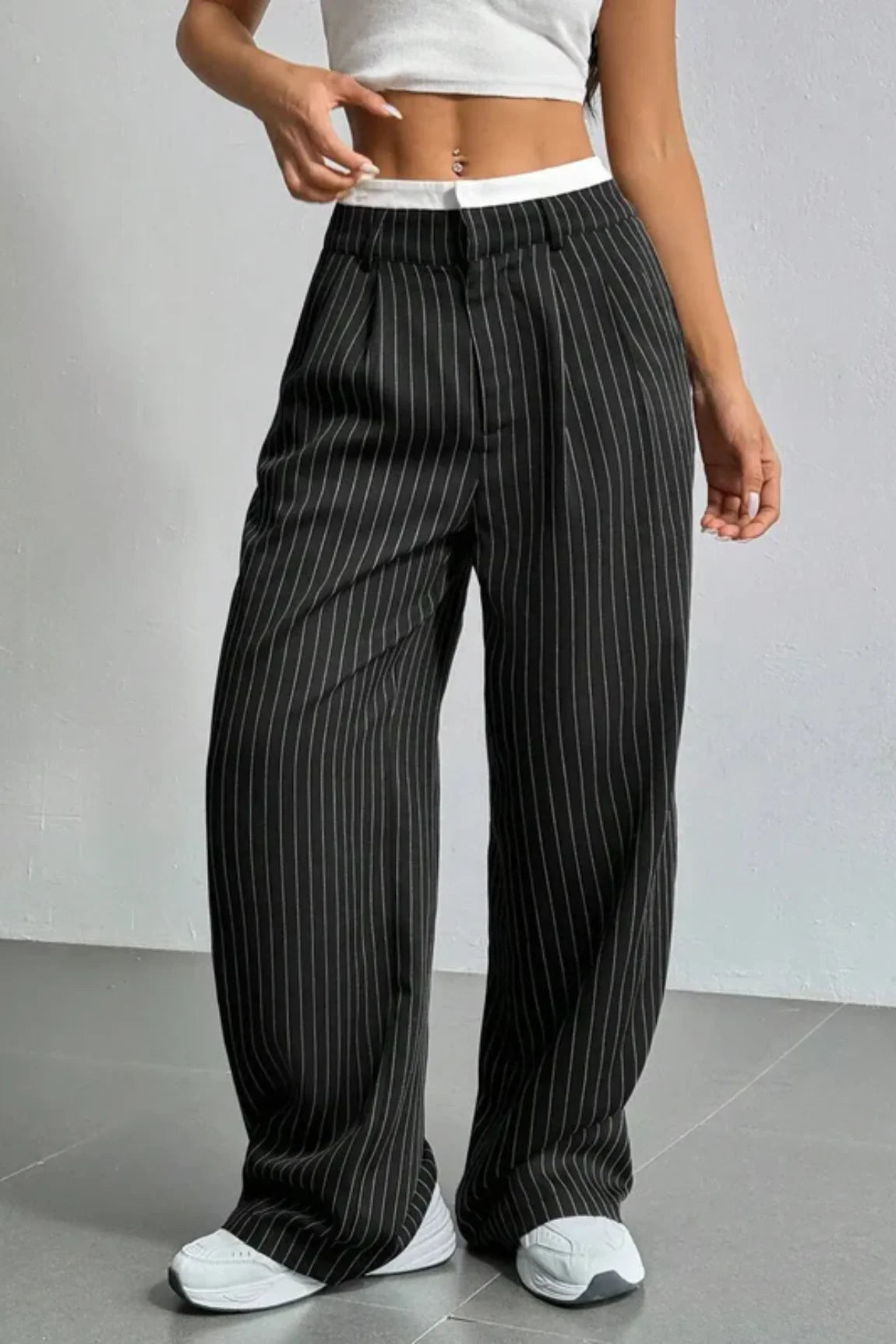 Striped – Wide Leg Pants with Utility Pockets