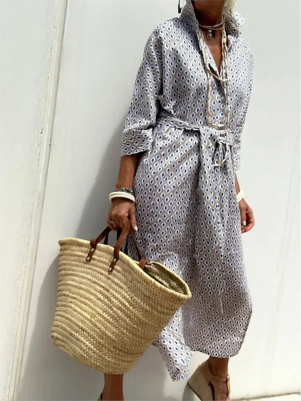 Lureza – Elegant Fluid Shirt Dress