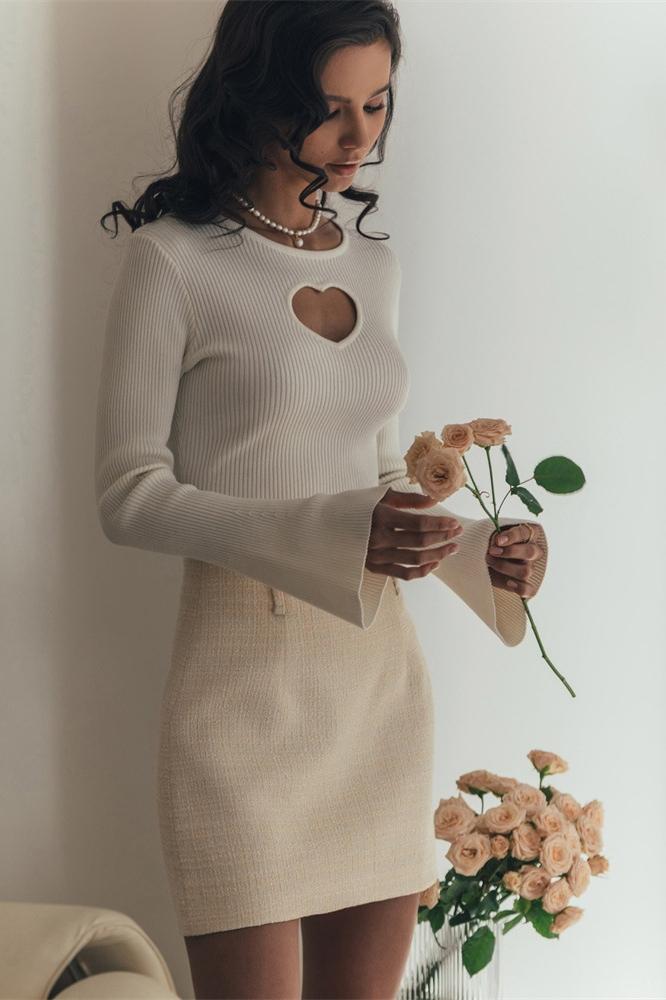 Heart – Cut-Out Knit Top